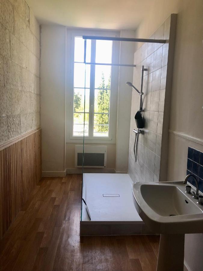 La Maison du Port Mortagne-sur-Gironde Extérieur photo