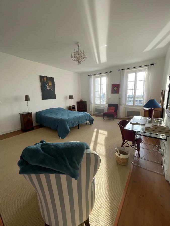 La Maison du Port Mortagne-sur-Gironde Extérieur photo